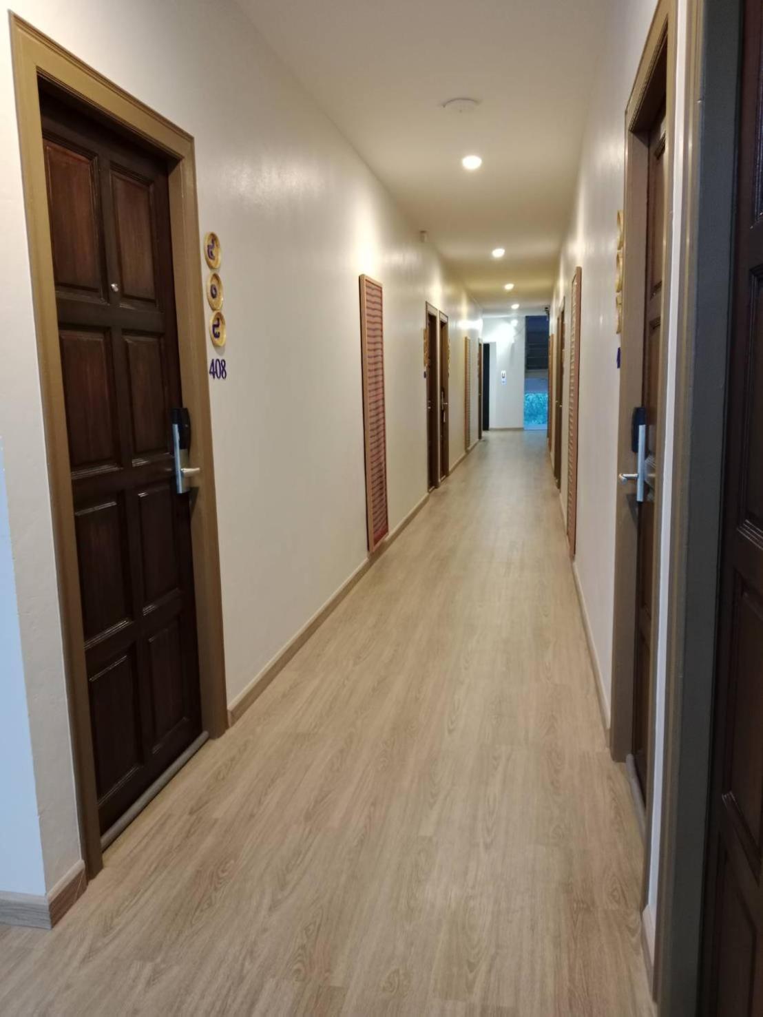 Eastique Hotel Koh Chang Trat Exterior photo